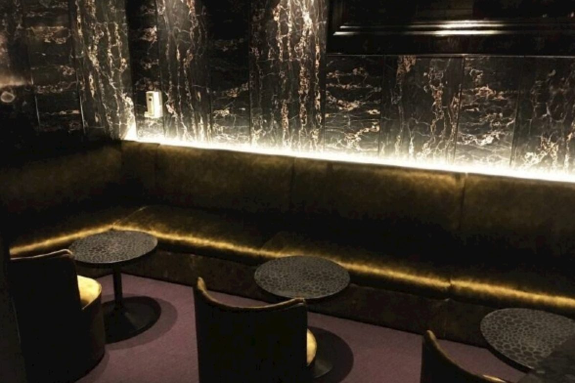 Emperor's Lounge 店内写真